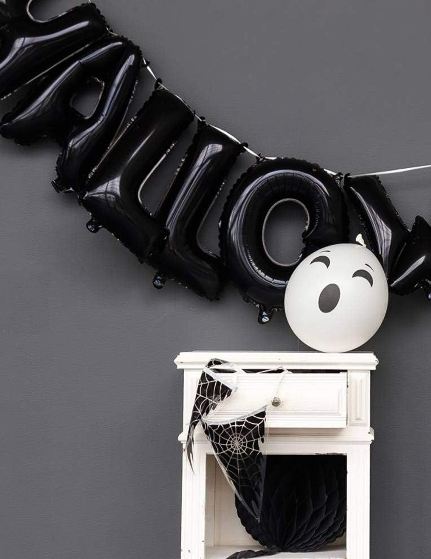 Garland din aluminiu baloane de Halloween Litere negre 40 cm